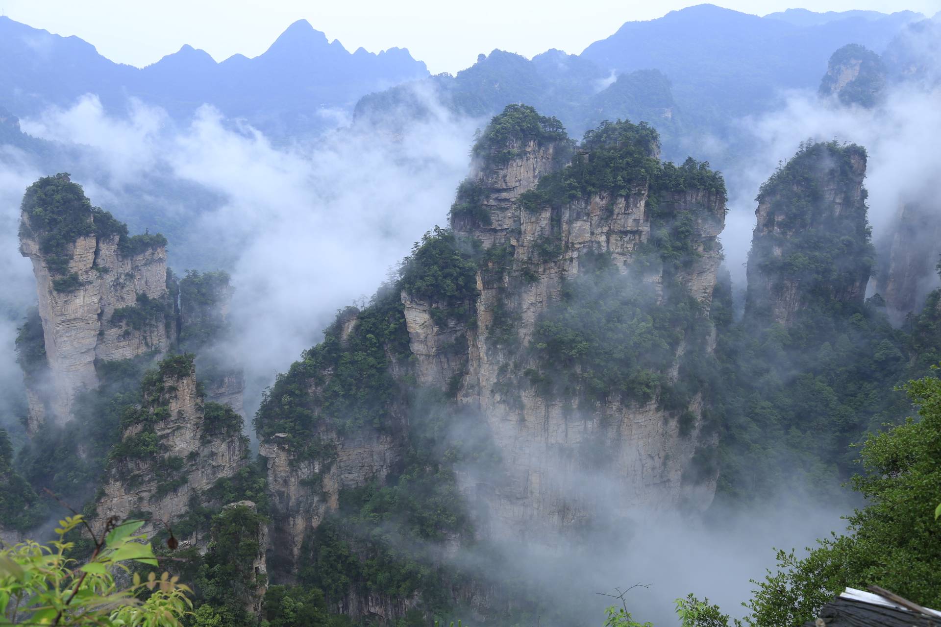 暑假张家界旅游攻略天气怎么样 张家界旅游景点天气预报7天查询